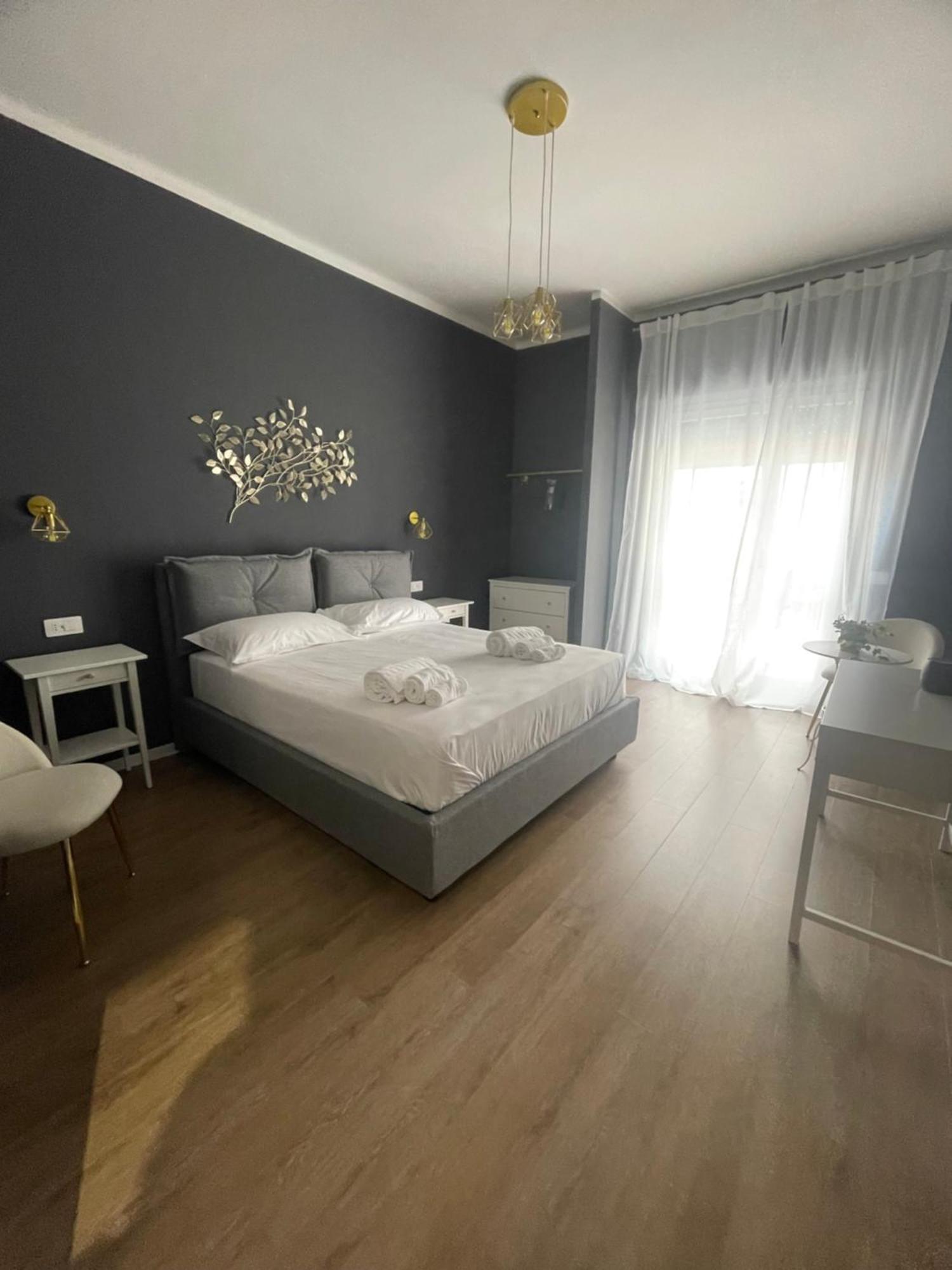 Isvi Bari Comfort Rooms Luaran gambar