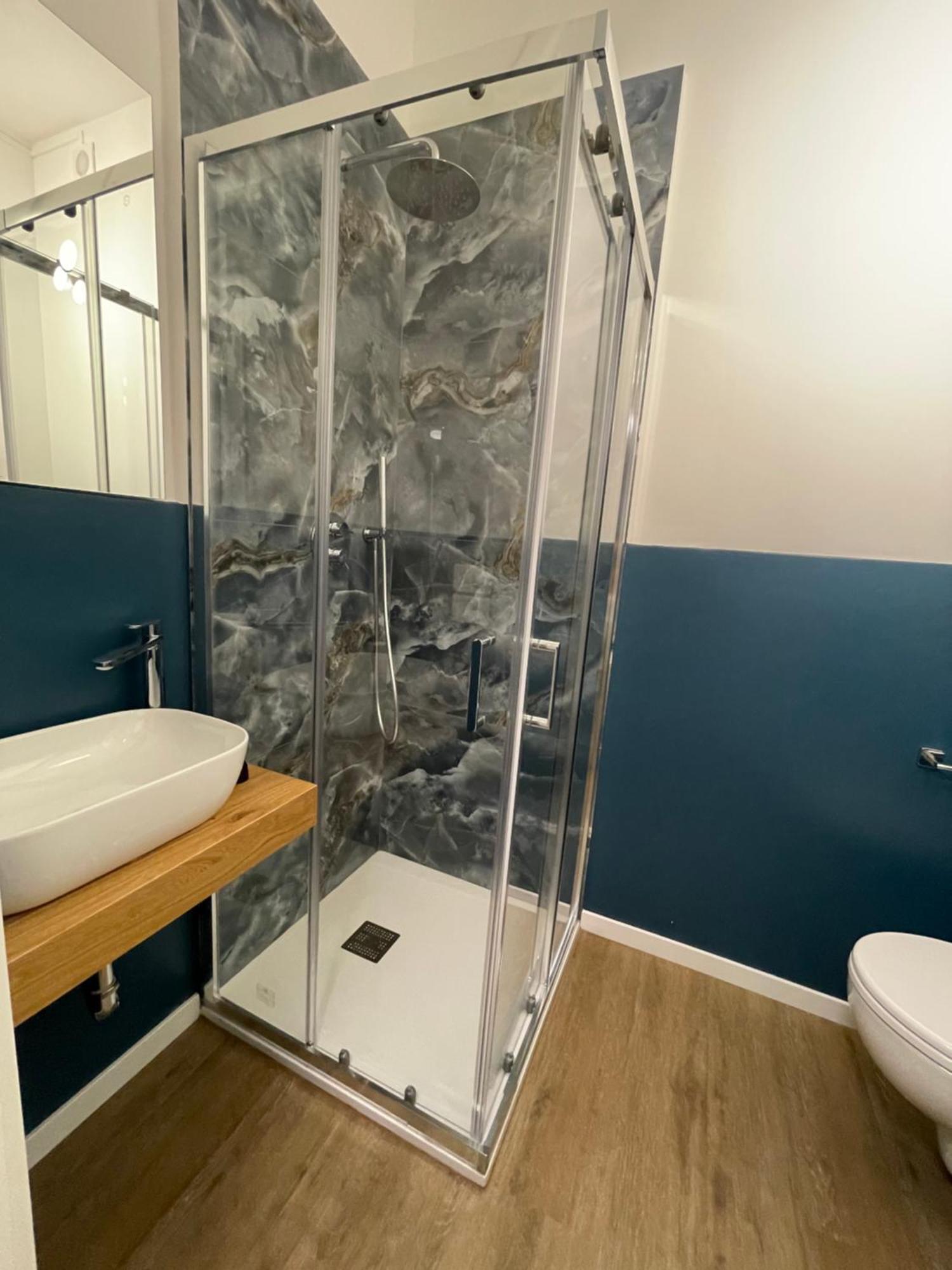 Isvi Bari Comfort Rooms Luaran gambar
